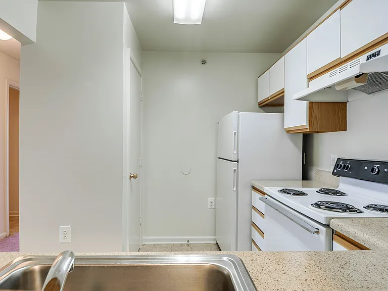 Chestnut Ridge Apartments — Photo 17