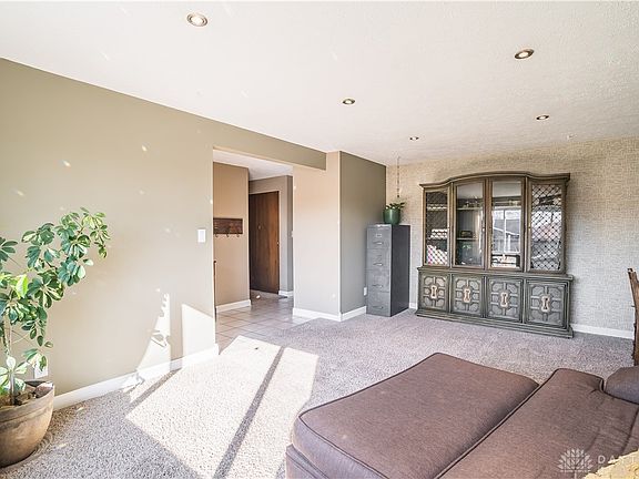 5th image of 1002 Bevan Ct