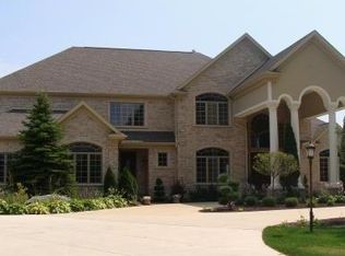 6404 Ridgepond Pl, East Lansing, MI 48823