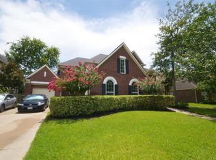 7902 Silent Forest Dr, Sugar Land, TX 77479