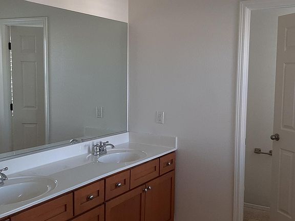 5th image of 10037 Barengo Ave