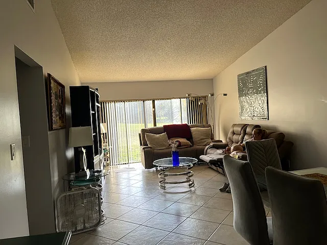 6327 Pinehurst Cir W — Photo 6