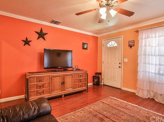 3rd image of 1232 Jasper Ave