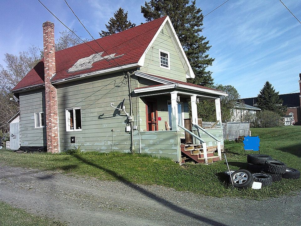1st image of 377 Main Street
