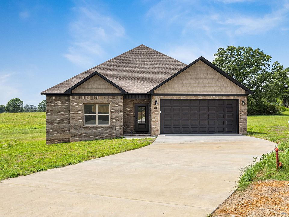 1st image of 31 High Point Dr