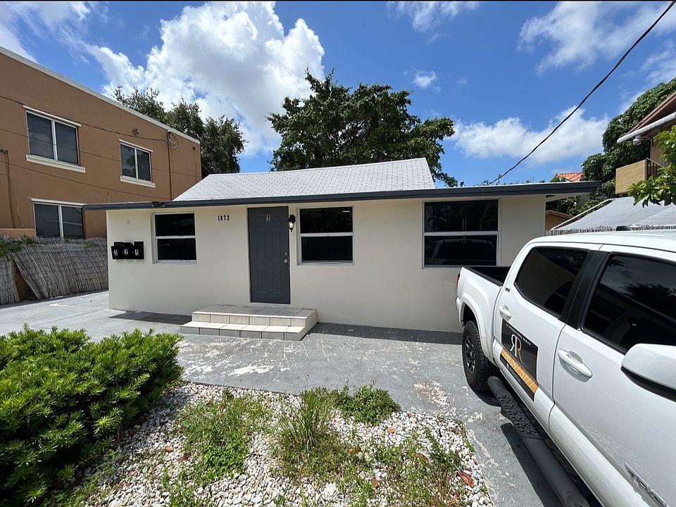 1st image of 1872 NW 1st St #1