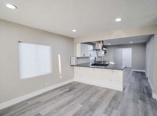 2577 S 11th St, Fresno, CA 93725