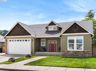 285 SE Logan St, Winston, OR 97496