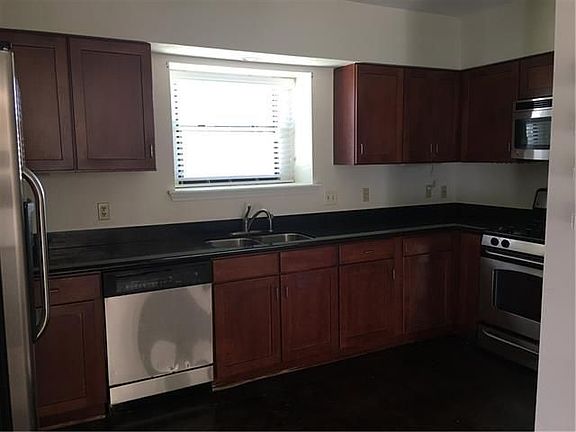 4th image of 6745 Wuerpel St