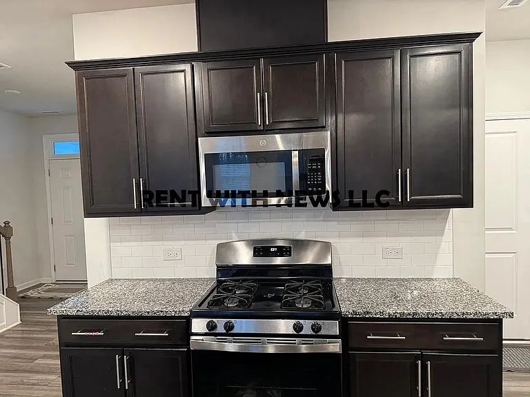 292 Hiking Hill Ln — Photo 3