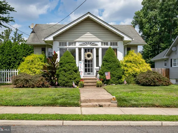108 Locust Ave, Hamilton, NJ 08610