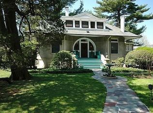 252 Littleworth Ln, Sea Cliff, NY 11579