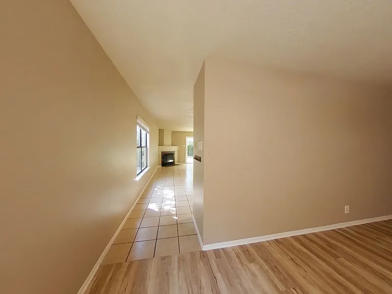 7719 Allison Blf — Photo 4