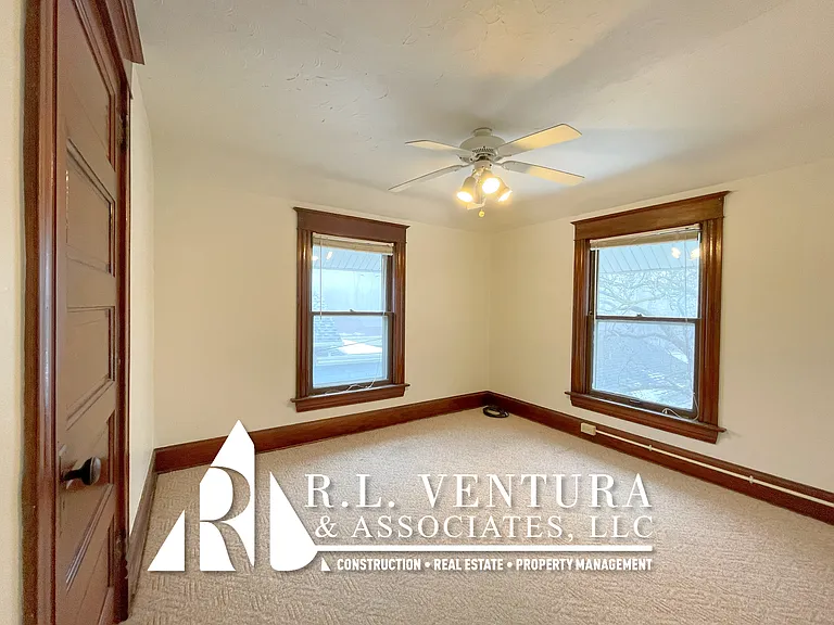 413 Blaine Ave — Photo 8