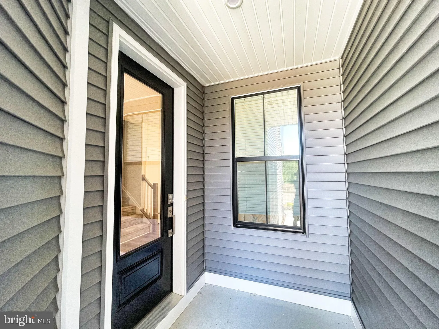 3 bed, 2.5 bath, 1806 sqft, $3,800 — Photo 3