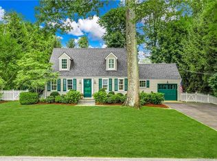 21 Oak Crst, Darien, CT 06820