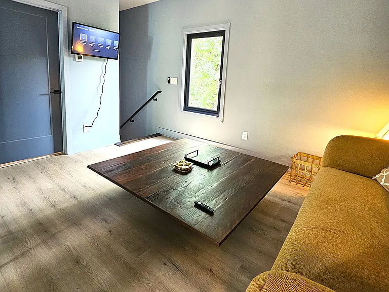 3rd floor lounge