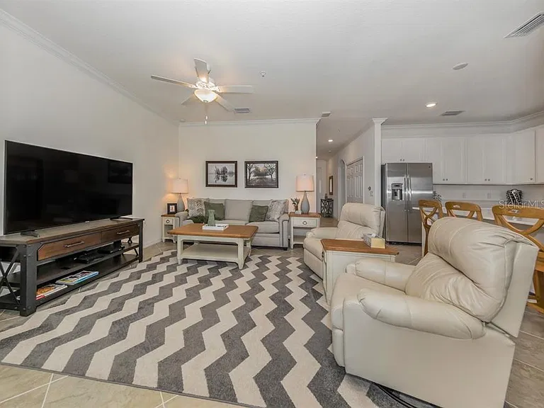 17510 Gawthrop Dr #406 — Photo 2