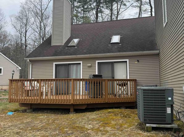 3322 Windermere Dr, Bushkill, PA 18324