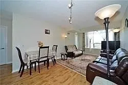 330 Red Maple Rd #809 — Photo 7