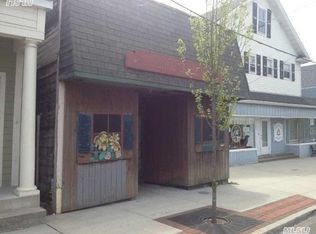 390 Main St, Center Moriches, NY 11934