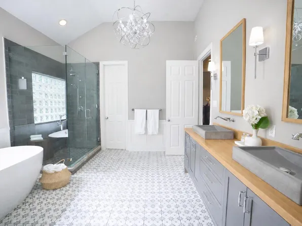 1611 McDonald St, Houston, TX 77007