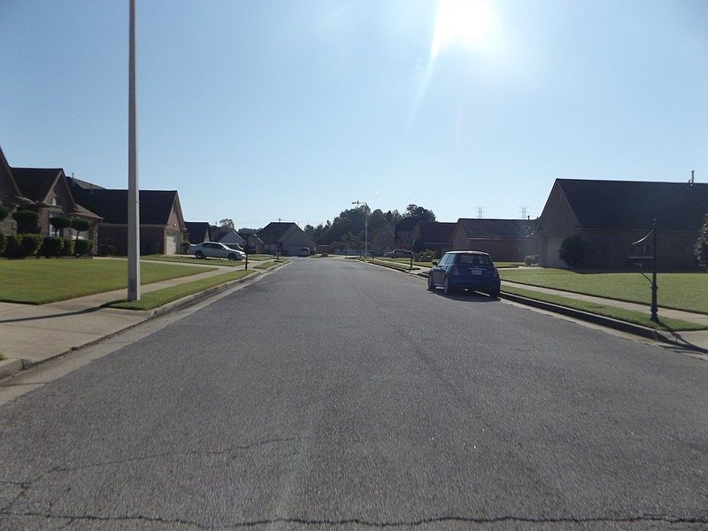 2nd image of 752 Sapphire Ave