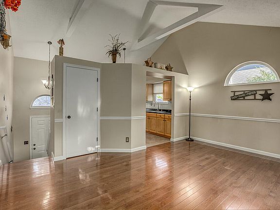 5th image of 1249 Reliance Ct