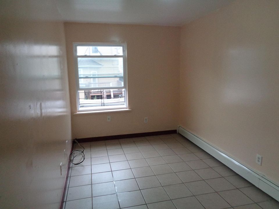 1st image of 2956 Far Rockaway Blvd #1F