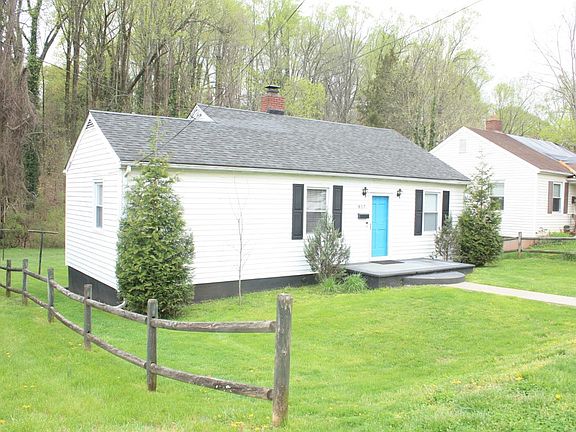2nd image of 807 McCausland St