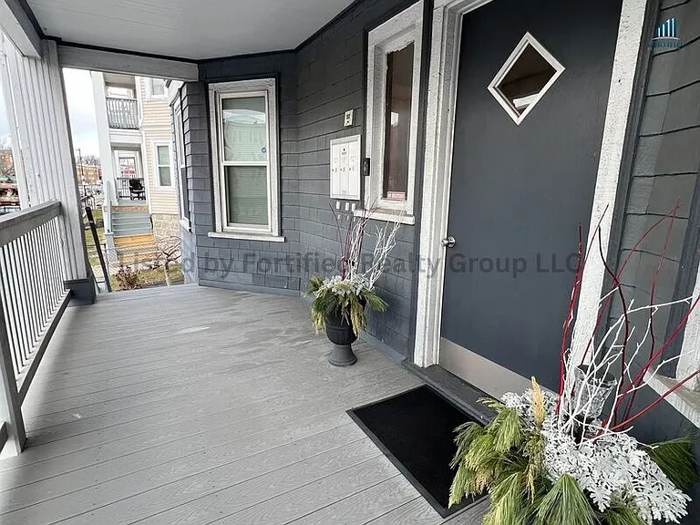 142 Washington St #1 — Photo 27
