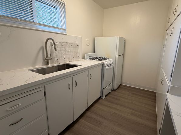 1017 Madera Ave APT C