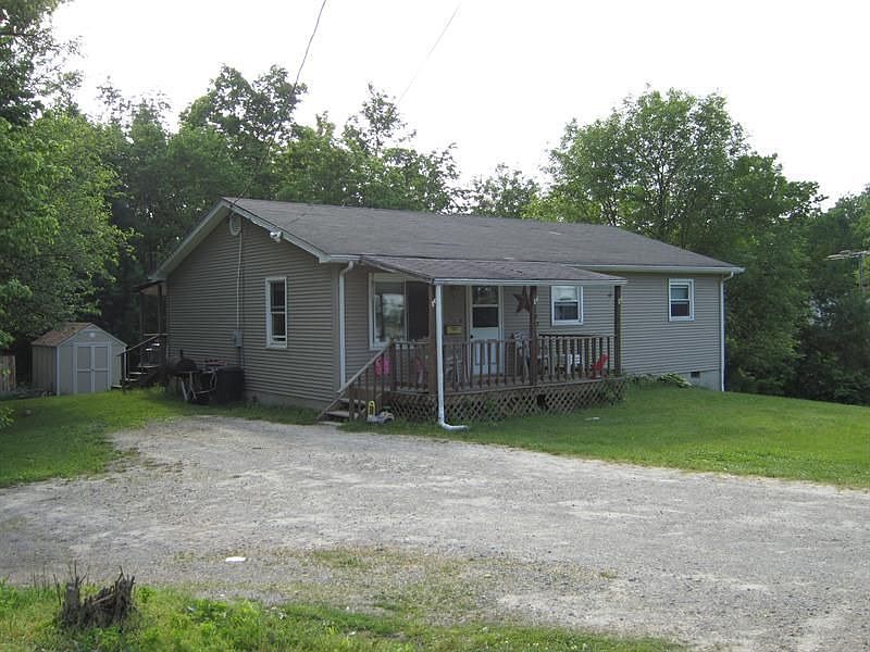 1st image of 141 Trenton St