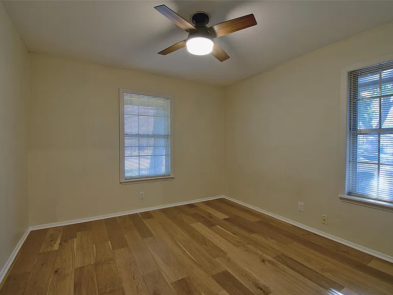 9202 Quail Meadow Dr — Photo 11