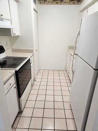 9009 Westchester Cir #0 — Photo 4