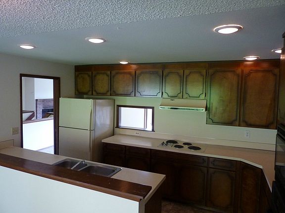 4th image of 2144 7th Ave SW #2144