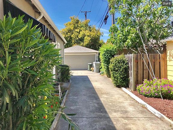 Driveway / Private Garage