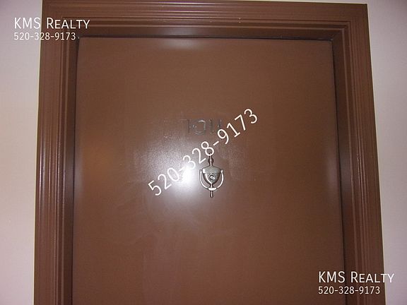 2nd image of 6301 N Barcelona Ct Unit 1011
