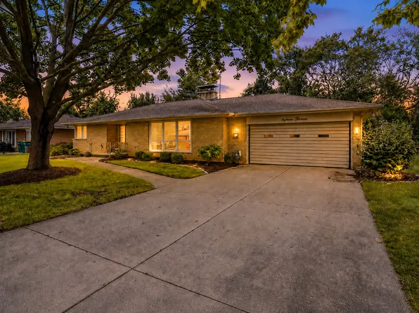 1813 W Acres Rd, Joliet, IL 60435