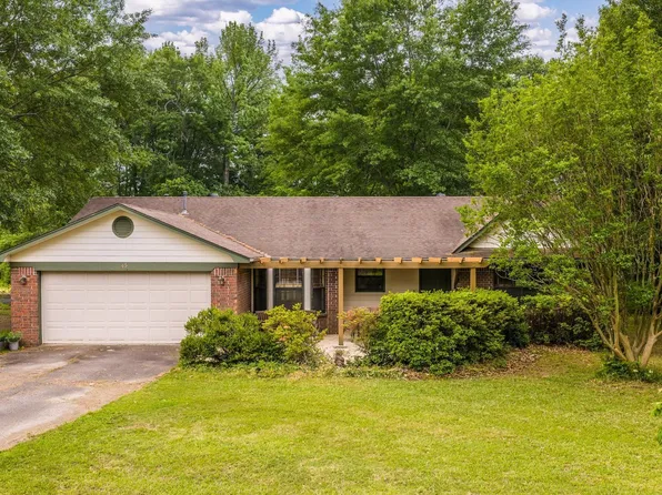 43 Eve Ln, Conway, AR 72034