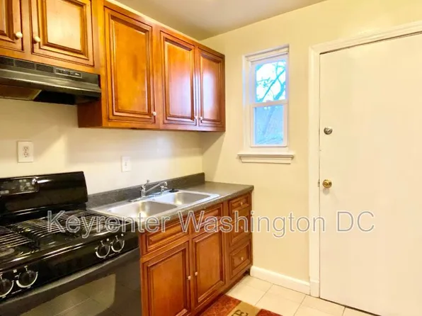 4615 Central Ave NE Unit B, Washington, DC 20019