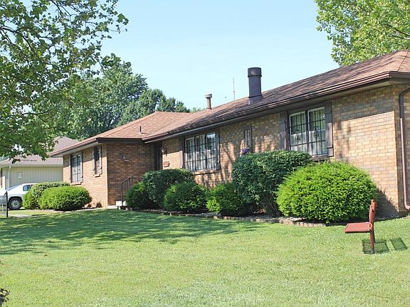 3rd image of 3245 N Wildan Ave