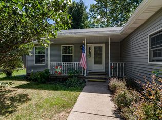 107 Tammy Ln, Somonauk, IL 60552