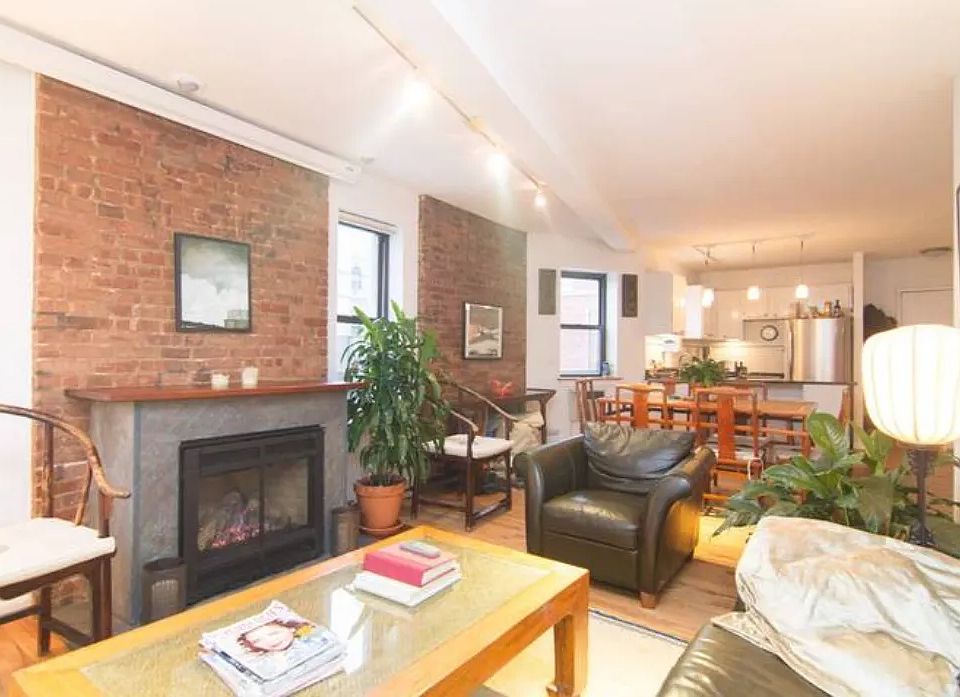 1st image of 85 Stanton St APT 5A