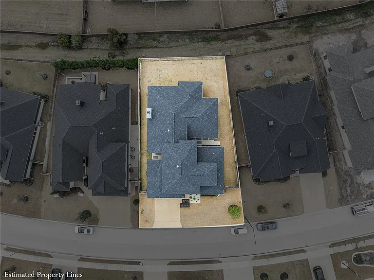 4906 Pearl River Ct — Photo 3