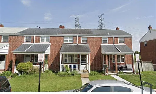3 bed, 1008 sqft, $2,800 — Photo 1