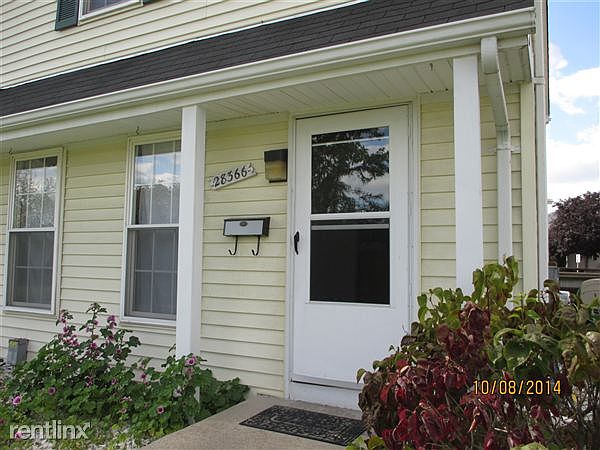 28366 Raleigh Crescent