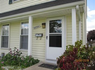 28366 Raleigh Crescent Dr, Chesterfield, MI 48051