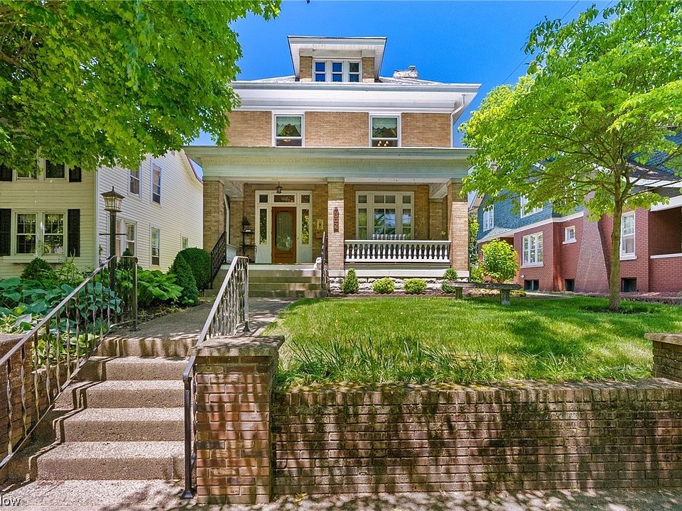 1st image of 607 Washington St