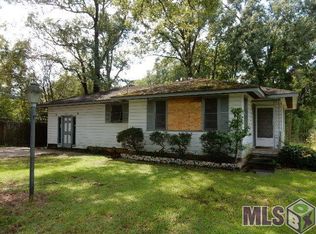 212 S 3rd St, Amite, LA 70422